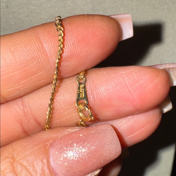 Vintage Avon Gold Plated Heart Necklace - Picture 3 of 3